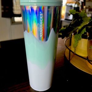 Winter 2021 Starbucks tumbler